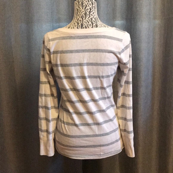 Striped long sleeve V neck - Picture 3 of 4